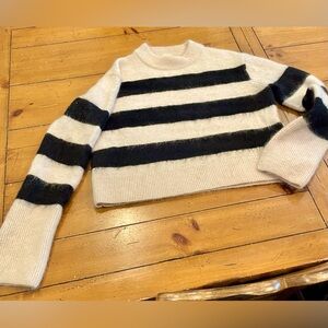 Gorgeous mohair wool blend H&M premium line pullover sweater